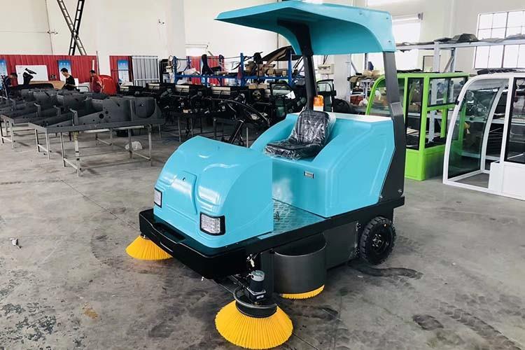 電動掃地車1800型 電動掃地車1800型